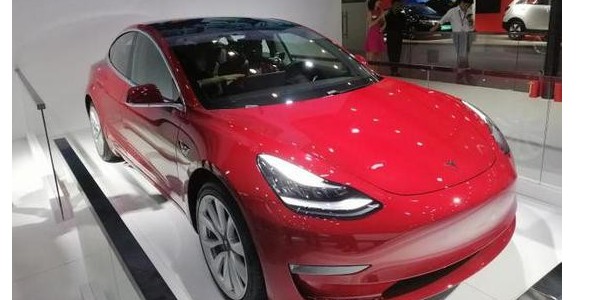 特斯拉：明年1月底前交付中国产Model 3电动汽车